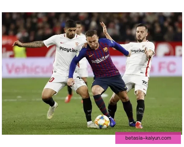 维拉中场组织能力持续提升，球队战术执行力值得关注